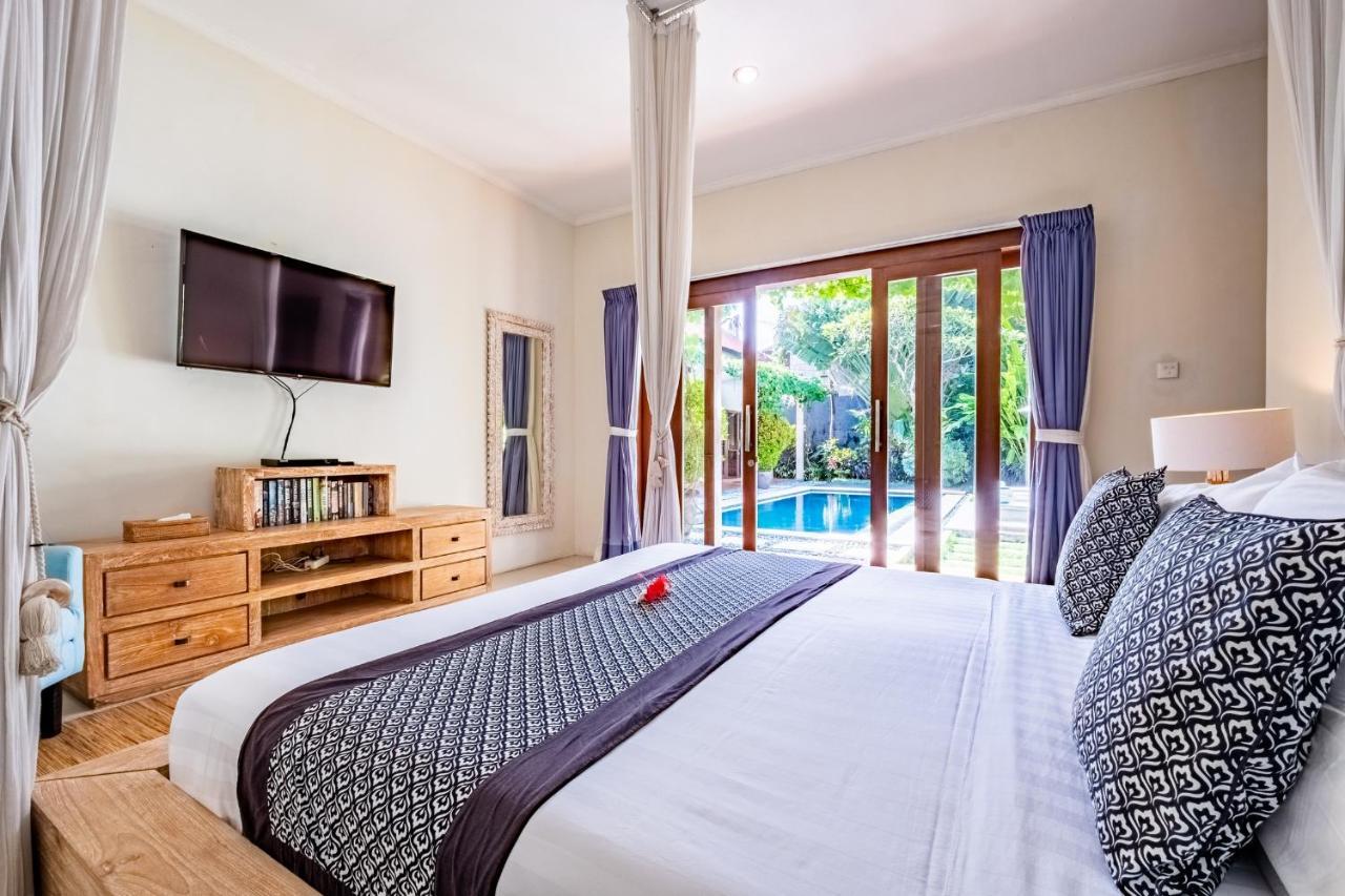Central Seminyak Villa Martini Bagian luar foto