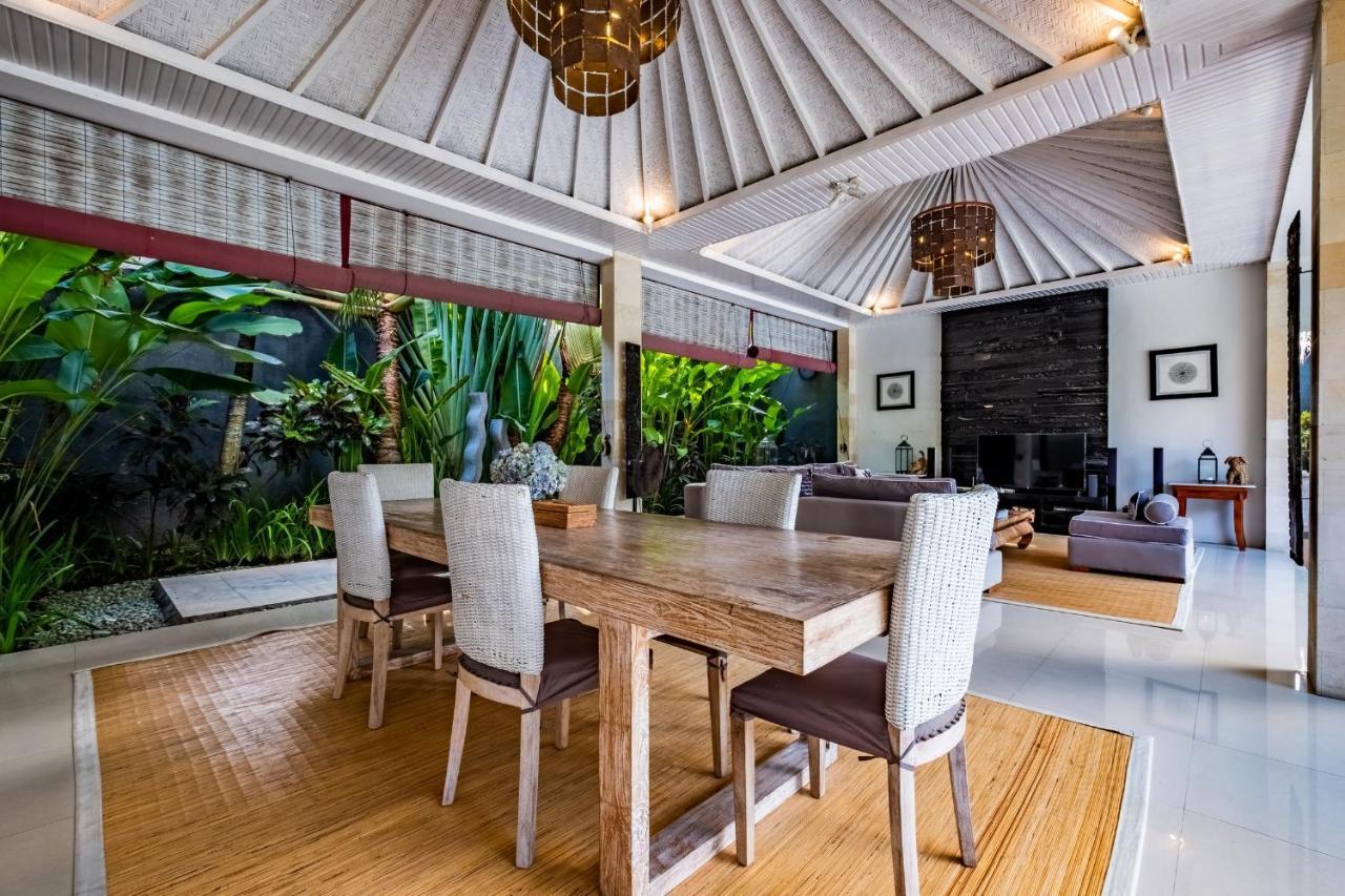 Central Seminyak Villa Martini Bagian luar foto