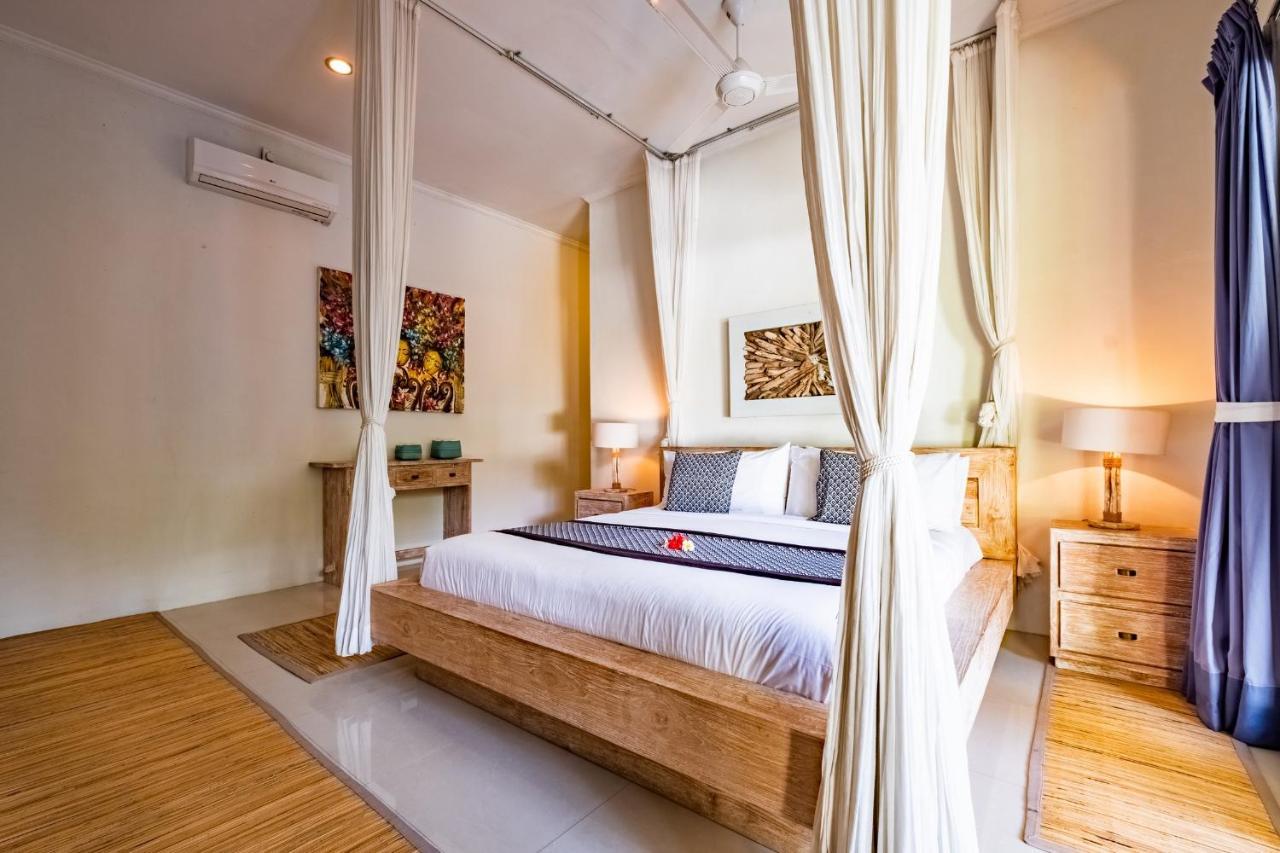 Central Seminyak Villa Martini Bagian luar foto