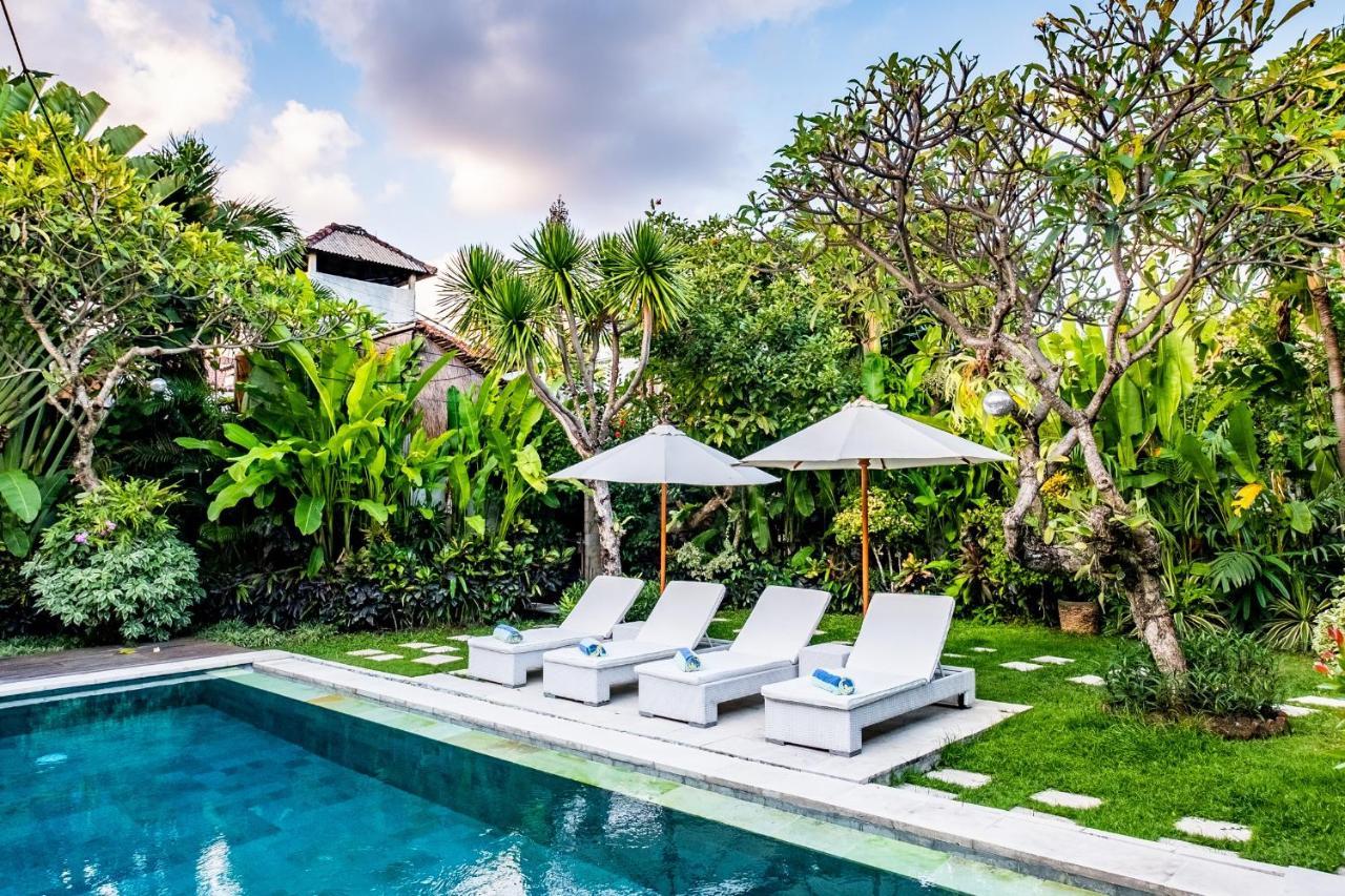 Central Seminyak Villa Martini Bagian luar foto